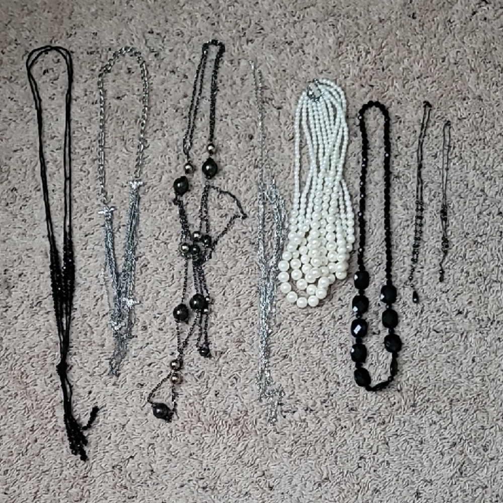 Necklace Bundle (7 pieces)